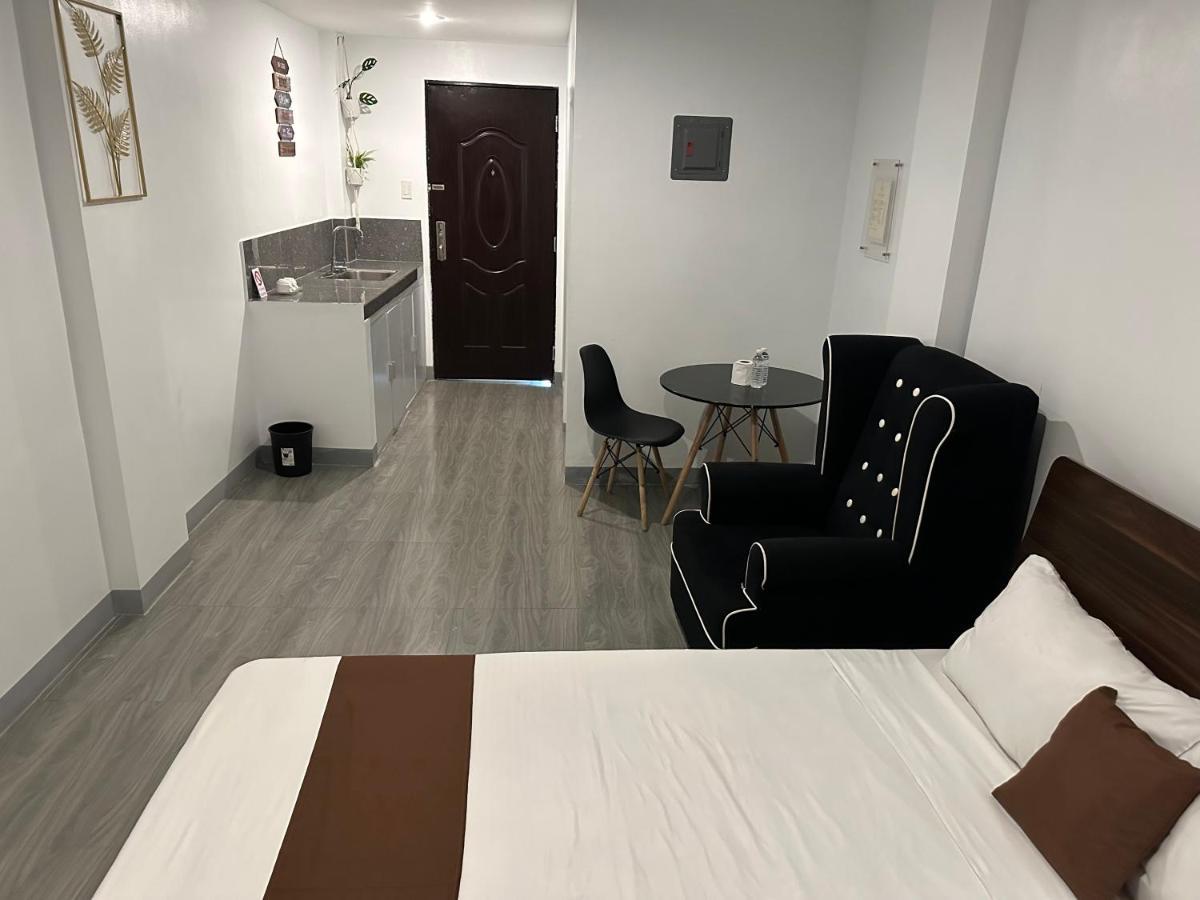 Aden Hotel Makati City Kültér fotó