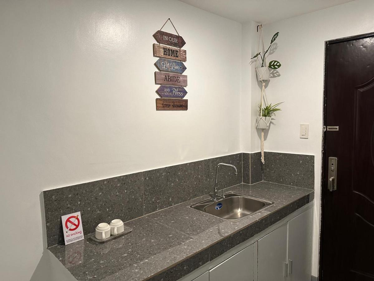 Aden Hotel Makati City Kültér fotó