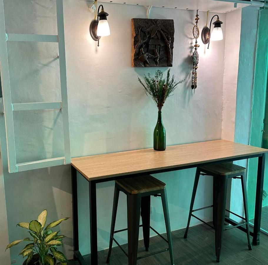 Aden Hotel Makati City Kültér fotó